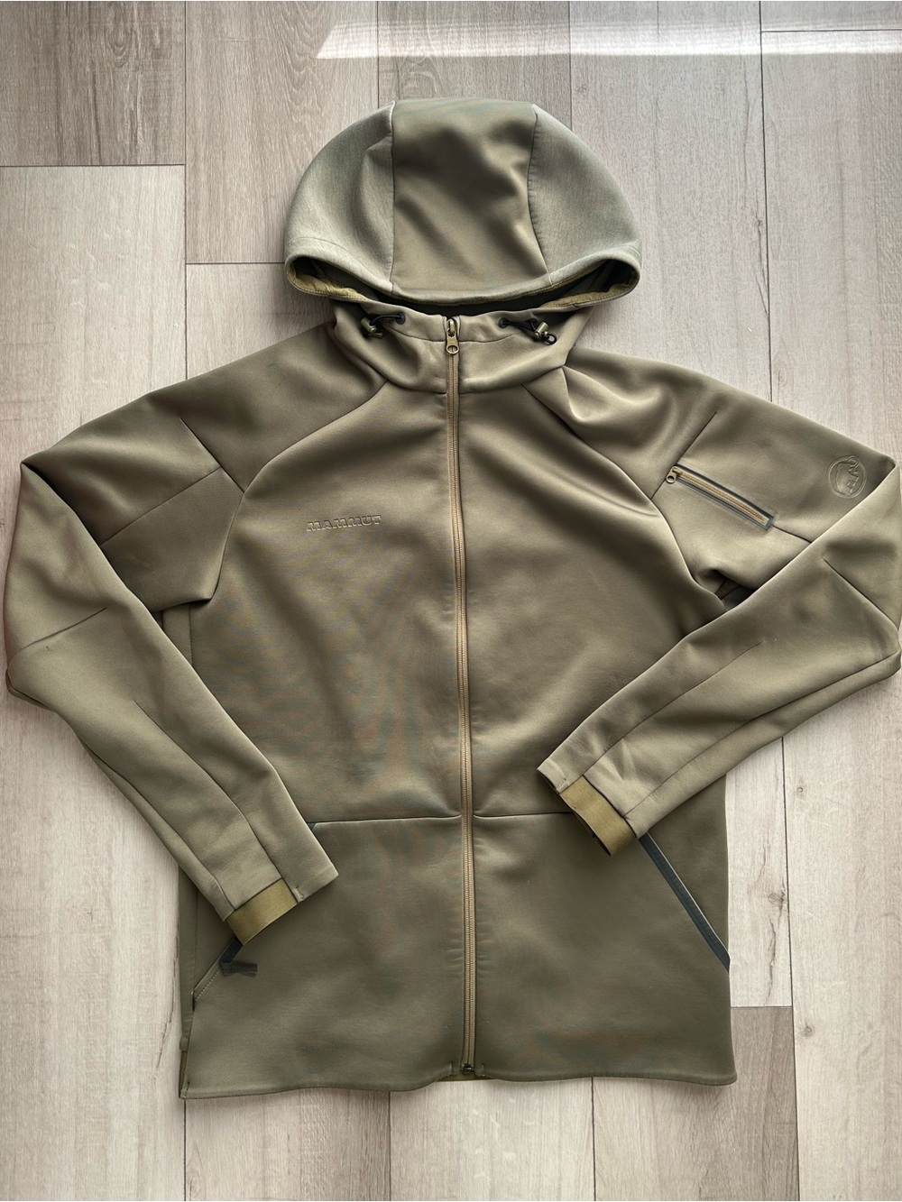 Men's Mammut Hooded Softshell Jacket - Olive Size Medium